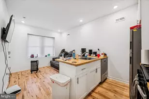 867 N 43rd St, Philadelphia, PA 19104 - Photo 7