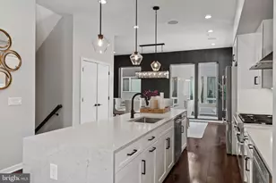 3200 Parkview Walk, Philadelphia, PA 19125 - Photo 3