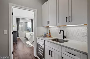 3200 Parkview Walk, Philadelphia, PA 19125 - Photo 17