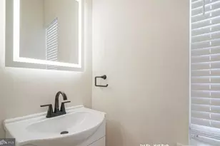 2031 S Cleveland St, Philadelphia, PA 19145 - Photo 7