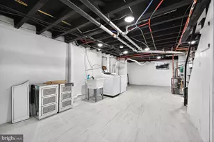 539 E Carver St, Philadelphia, PA 19120 - Photo 29