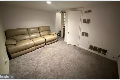 617 S 7th Street #B, Philadelphia, PA 19147 - Photo 13