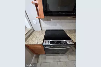 1612 W Glenwood Avenue, Philadelphia, PA 19132 - Photo 13