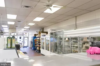 7534 Haverford Avenue, Philadelphia, PA 19151 - Photo 9