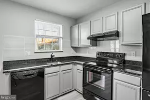 6669 Musgrave St, Philadelphia, PA 19119 - Photo 15