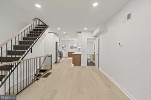 919 Dudley St, Philadelphia, PA 19148 - Photo 3