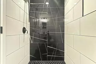 1015 S 6th St, Philadelphia, PA 19147 - Photo 11