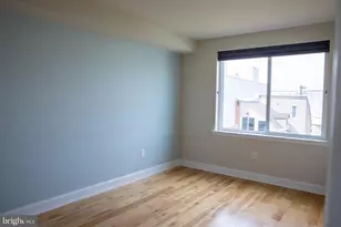 323 E Allen St, Philadelphia, PA 19125 - Photo 9