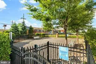 901 N Penn St, Philadelphia, PA 19123 - Photo 17