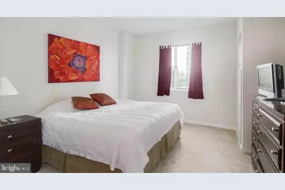 901 N Penn Street #R903, Philadelphia, PA 19123 - Photo 7