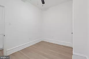 2054 W Glenwood Ave, Philadelphia, PA 19132 - Photo 15