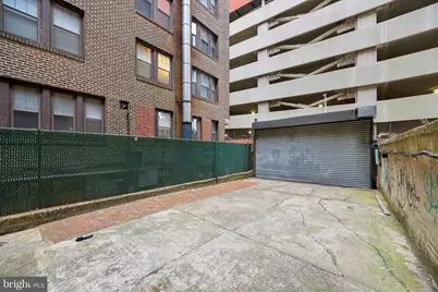 1325 Spruce Street, Philadelphia, PA 19107 - Photo 49