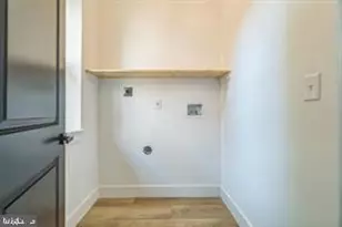 642 S 51st St, Philadelphia, PA 19143 - Photo 15