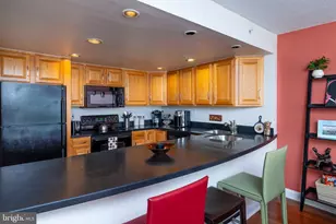 2001 Hamilton St, Philadelphia, PA 19130 - Photo 3