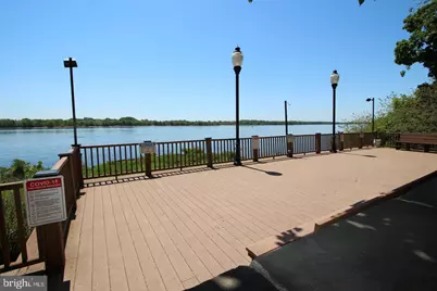 62204 Delaire Landing Road #204, Philadelphia, PA 19114 - Photo 29
