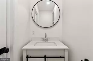 1638 Latona St, Philadelphia, PA 19146 - Photo 15