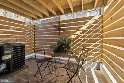 157 W Dauphin Street, Philadelphia, PA 19133 - Photo 17