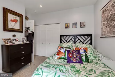 1704 Wallace Street #201, Philadelphia, PA 19130 - Photo 15