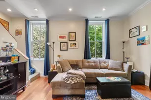 1704 Wallace St, Philadelphia, PA 19130 - Photo 3