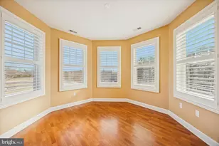 300 Tyler Ct, Philadelphia, PA 19111 - Photo 5