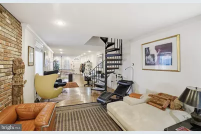 131 Pine Street, Philadelphia, PA 19106 - Photo 9