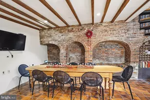 131 Pine St, Philadelphia, PA 19106 - Photo 15