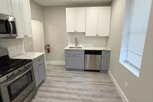 714 W Ritner St, Philadelphia, PA 19148 - Photo 1