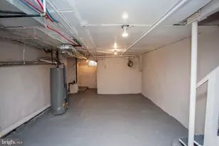 415 N Hobart St, Philadelphia, PA 19131 - Photo 29