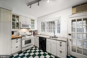 2035 Rittenhouse Square, Philadelphia, PA 19103 - Photo 11