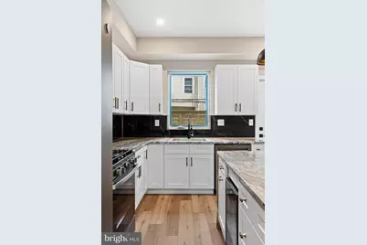 2722 Wharton Street, Philadelphia, PA 19146 - Photo 9