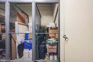 319 Vine St, Philadelphia, PA 19106 - Photo 21