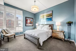 319 Vine St, Philadelphia, PA 19106 - Photo 9