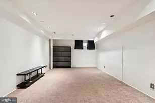 2249 Fitzwater St, Philadelphia, PA 19146 - Photo 31