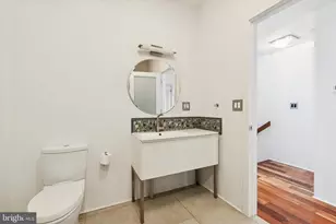 2249 Fitzwater St, Philadelphia, PA 19146 - Photo 25