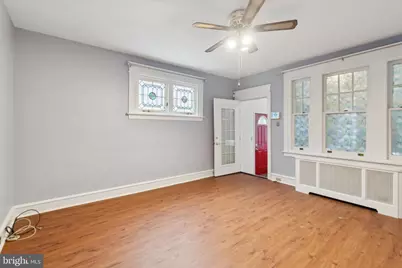 7333 Lawndale Avenue, Philadelphia, PA 19111 - Photo 11