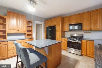 7333 Lawndale Avenue, Philadelphia, PA 19111 - Photo 21