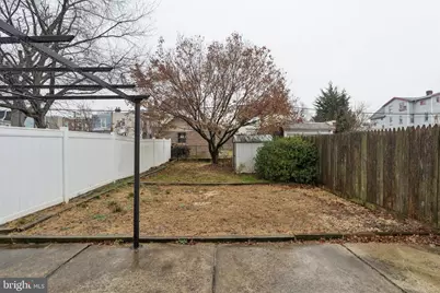 7333 Lawndale Avenue, Philadelphia, PA 19111 - Photo 7