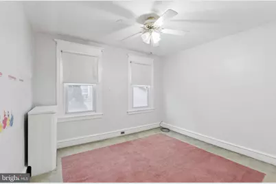 7333 Lawndale Avenue, Philadelphia, PA 19111 - Photo 31