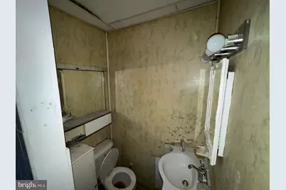 1013 N 66th Street, Philadelphia, PA 19151 - Photo 15