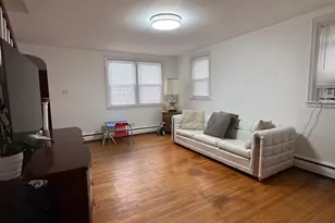 1810 Benson St, Philadelphia, PA 19152 - Photo 3