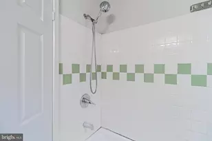 1528 S Hollywood St, Philadelphia, PA 19146 - Photo 15