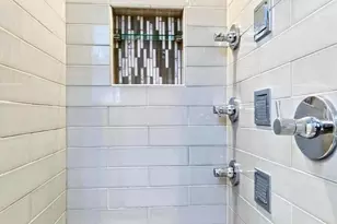 933 E Slocum St, Philadelphia, PA 19150 - Photo 17