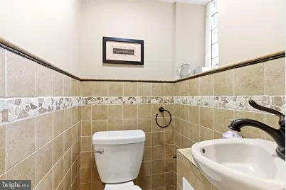 933 E Slocum Street, Philadelphia, PA 19150 - Photo 9