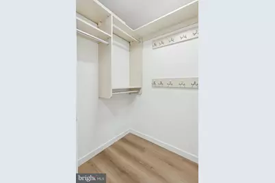 2020 Walnut Street #8J, Philadelphia, PA 19103 - Photo 9