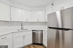 2020 Walnut St, Philadelphia, PA 19103 - Photo 5