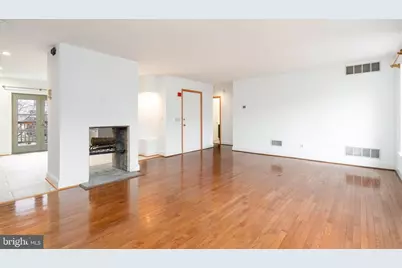 1717 Green Street #6, Philadelphia, PA 19130 - Photo 7