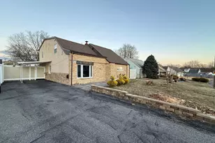 813 Piermont St, Philadelphia, PA 19116 - Photo 27