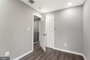 415 N 59th St, Philadelphia, PA 19151 - Photo 17