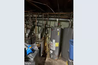 1965 Georgian Road, Philadelphia, PA 19138 - Photo 21