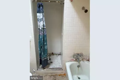 1965 Georgian Road, Philadelphia, PA 19138 - Photo 15